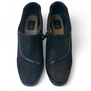 Clarks Artisan Black Suede and Patent Leather Heeled Shoes Classic Elegance